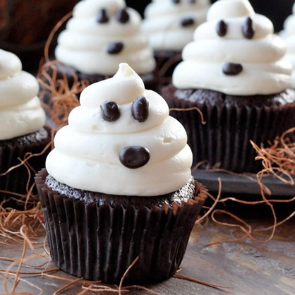 Halloween Desserts: Ghost Cupcakes